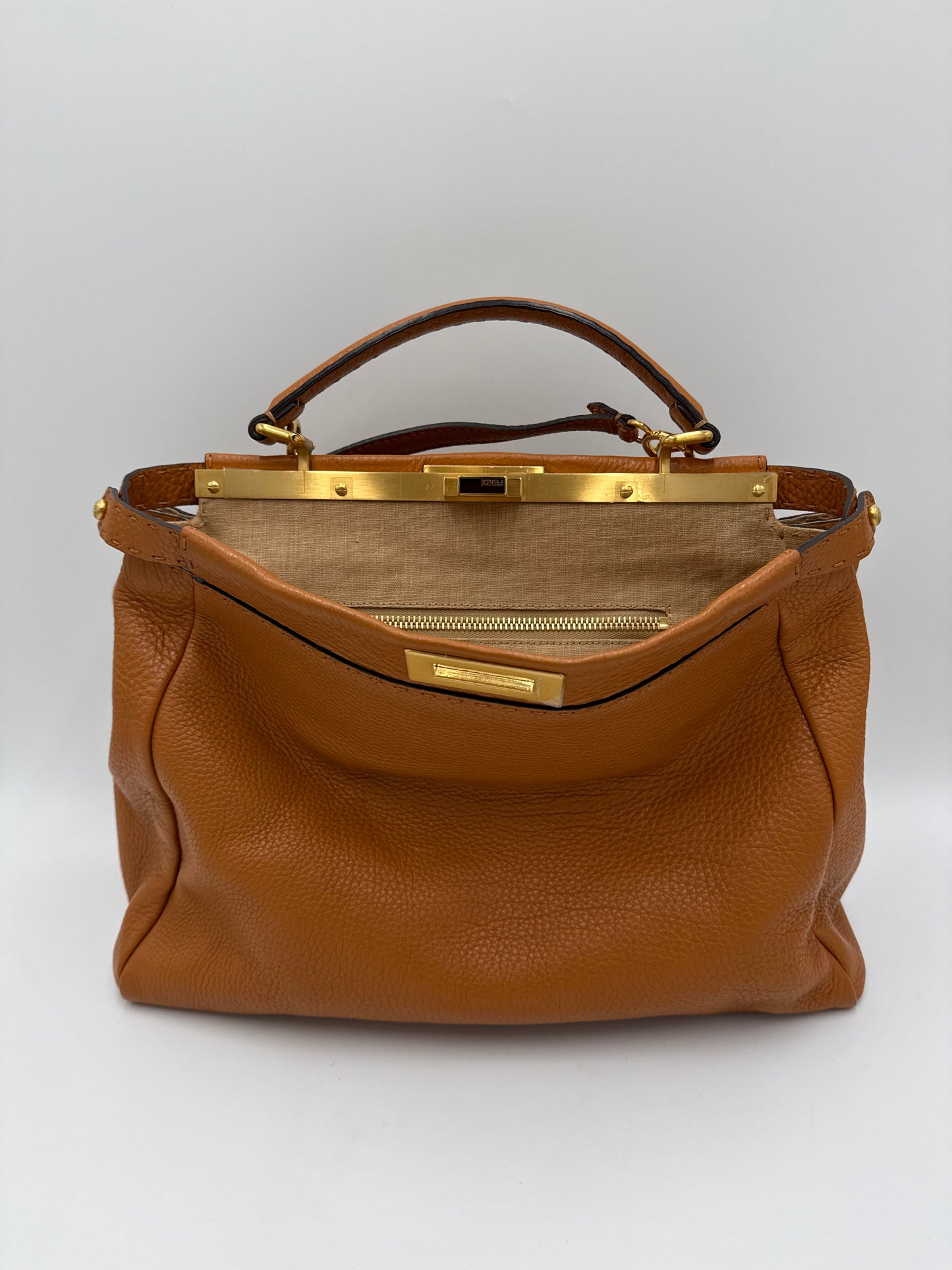 Fendi Borsa Peekaboo Selleria Vintage Grande in Pelle Cuoio Roman - Pally Vintage Closet