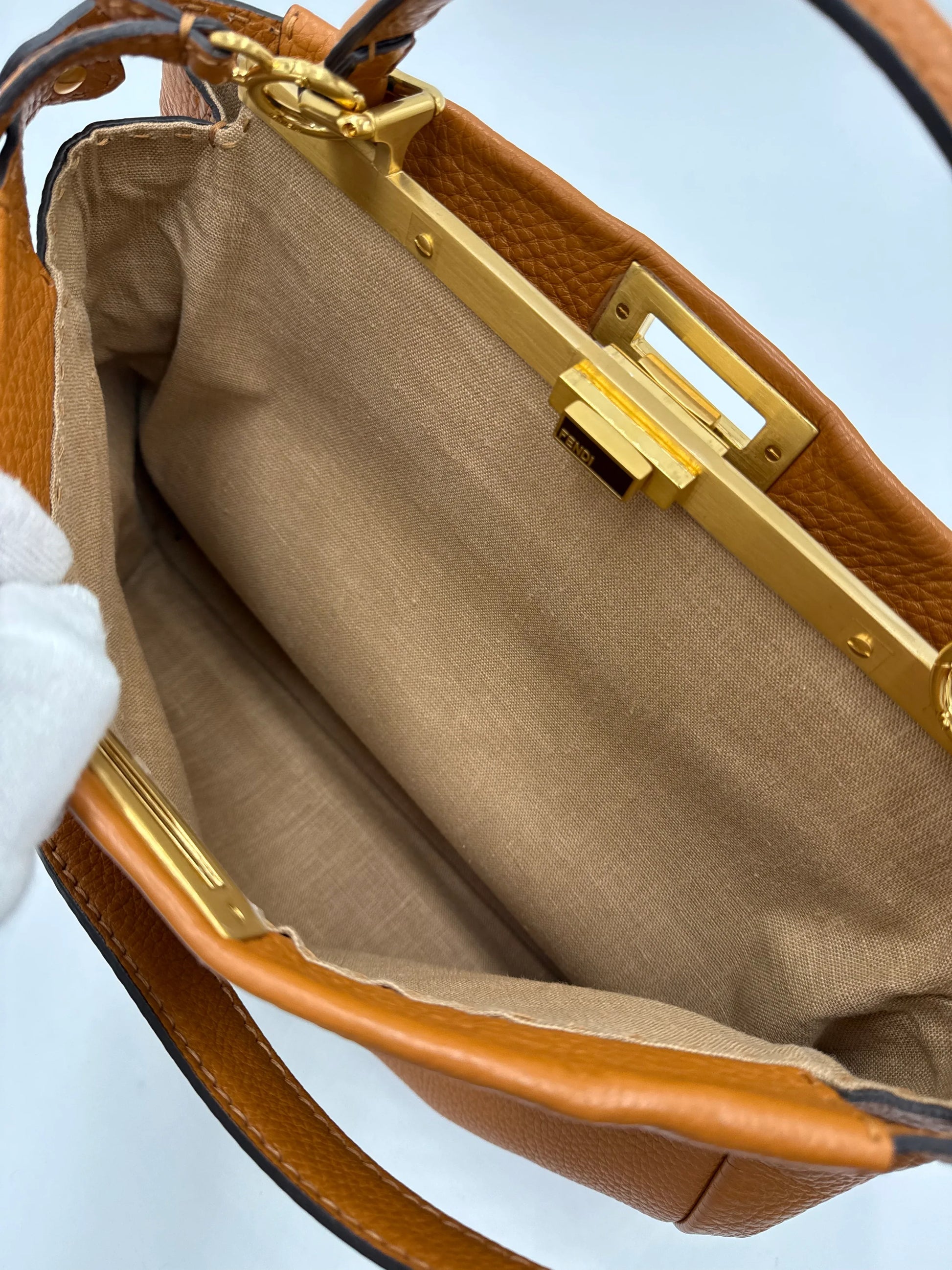 Fendi Borsa Peekaboo Selleria Vintage Grande in Pelle Cuoio Roman - Pally Vintage Closet