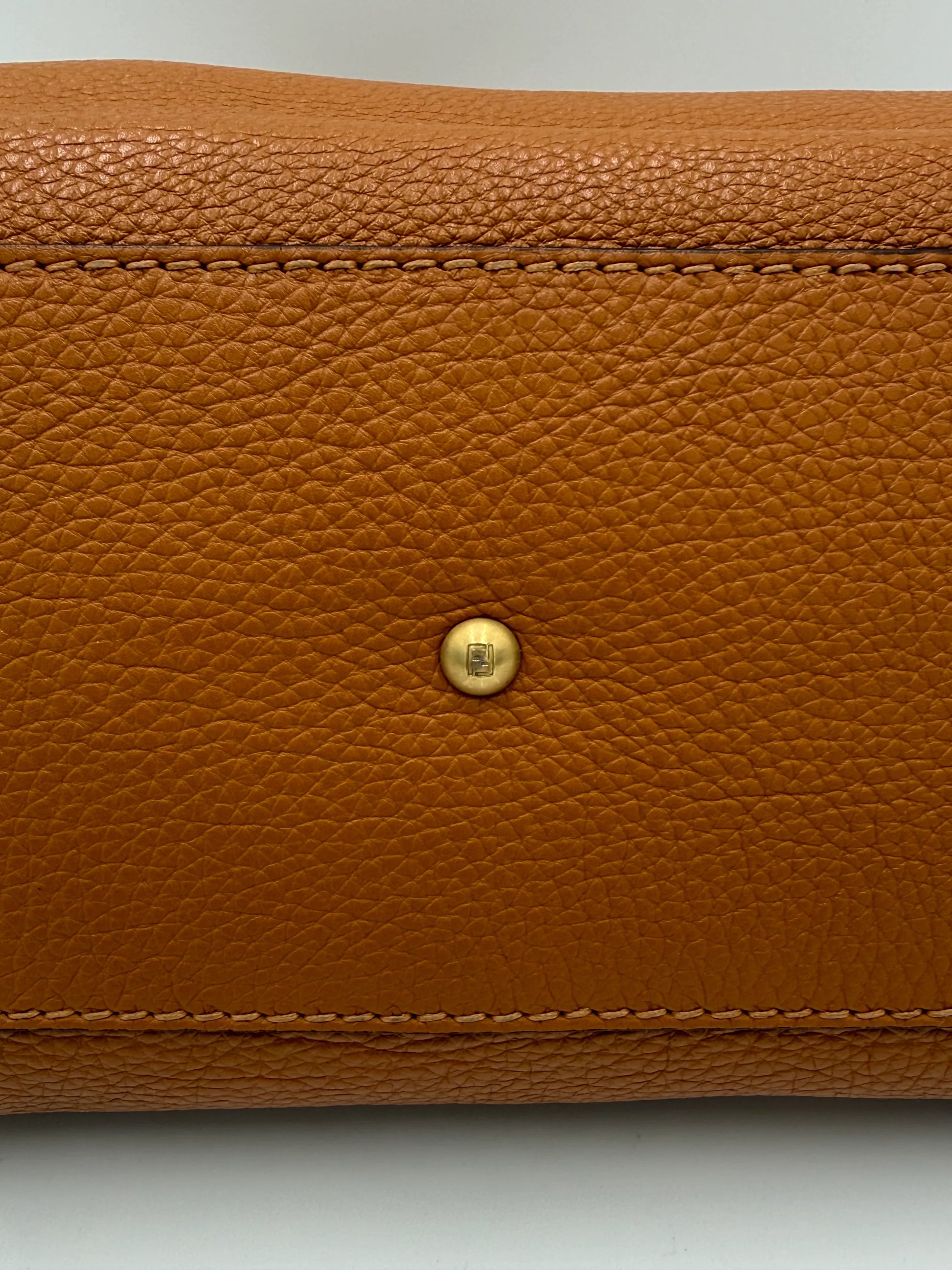 Fendi Borsa Peekaboo Selleria Vintage Grande in Pelle Cuoio Roman - Pally Vintage Closet