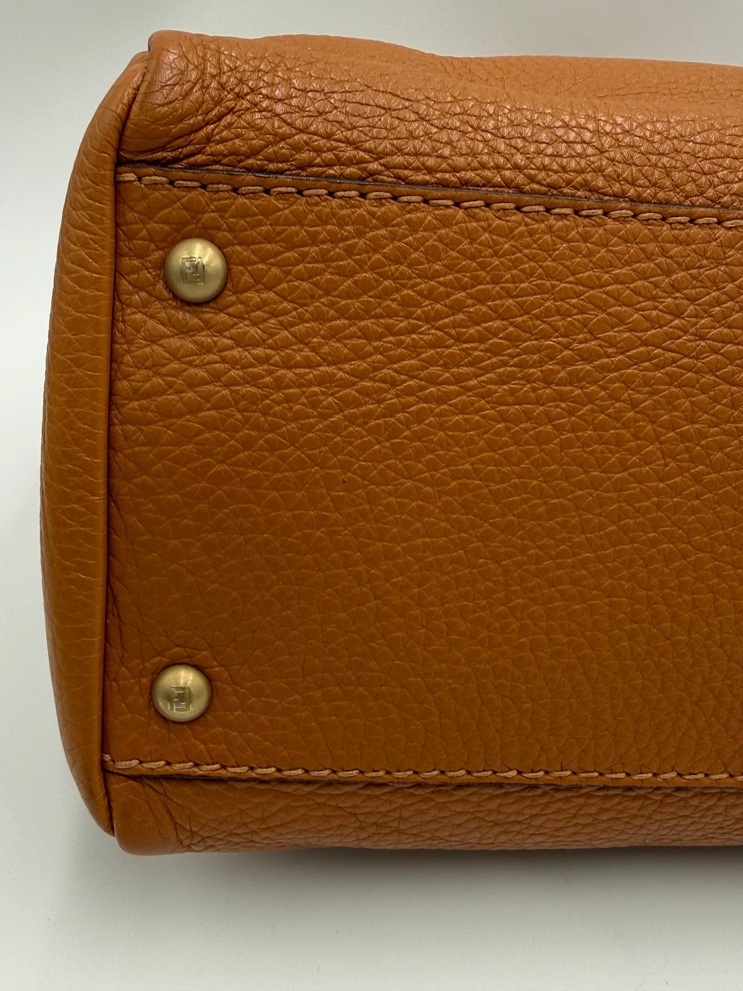 Fendi Borsa Peekaboo Selleria Vintage Grande in Pelle Cuoio Roman - Pally Vintage Closet