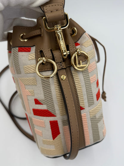 Fendi Borsa Secchiello Mon Trésor in Tela Ricamata e Pelle - Pally Vintage Closet