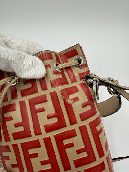 Fendi-Borsa-a-Secchiello-Mon-Tresor-Mini-in-Pelle-Zucca-Embossed-Rosso-70314488136004 - Pally Vintage Closet
