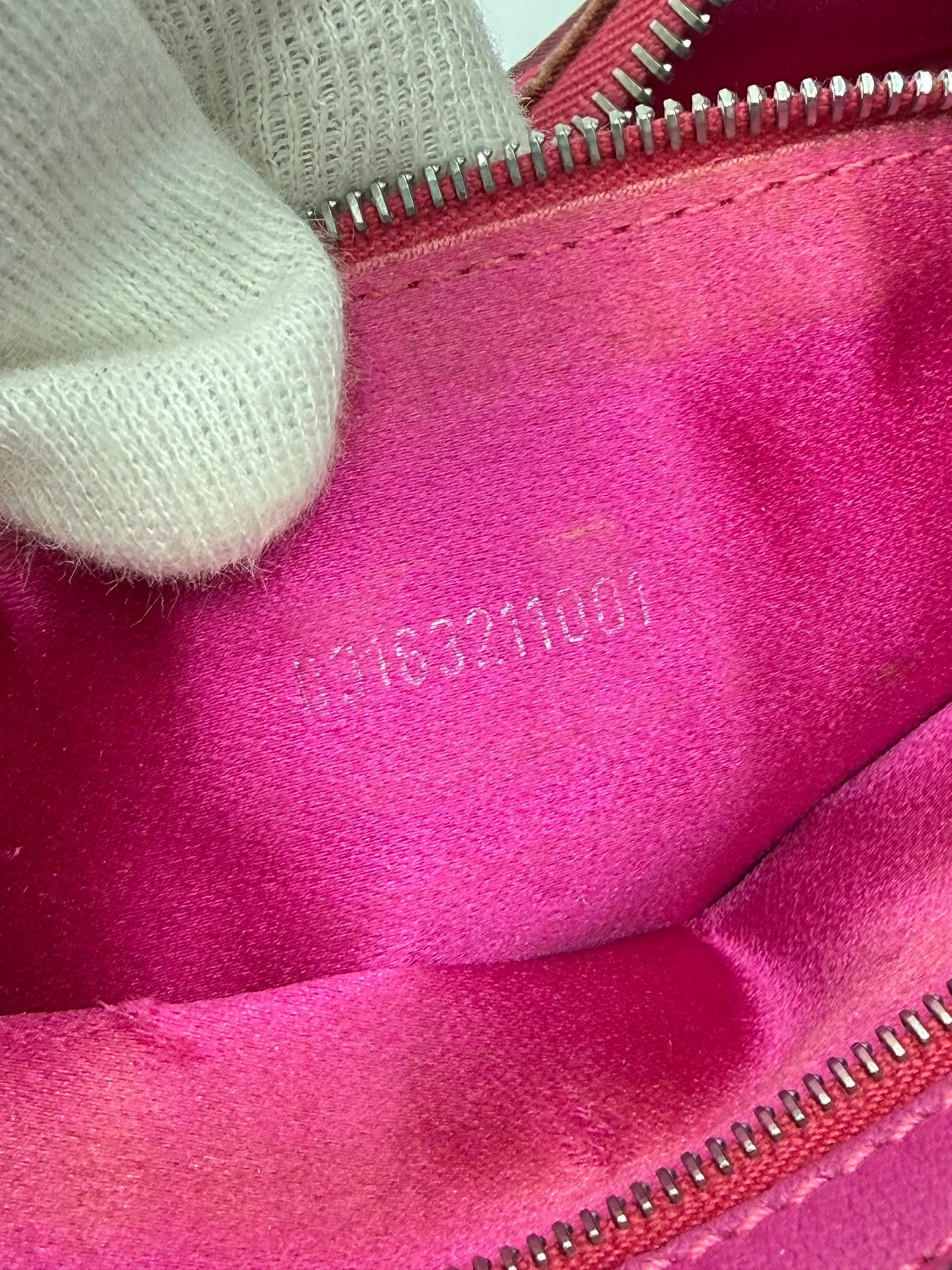 Fendi Borsa a Tracolla Croissant con Logo FF Fucsia - Pally Vintage Closet