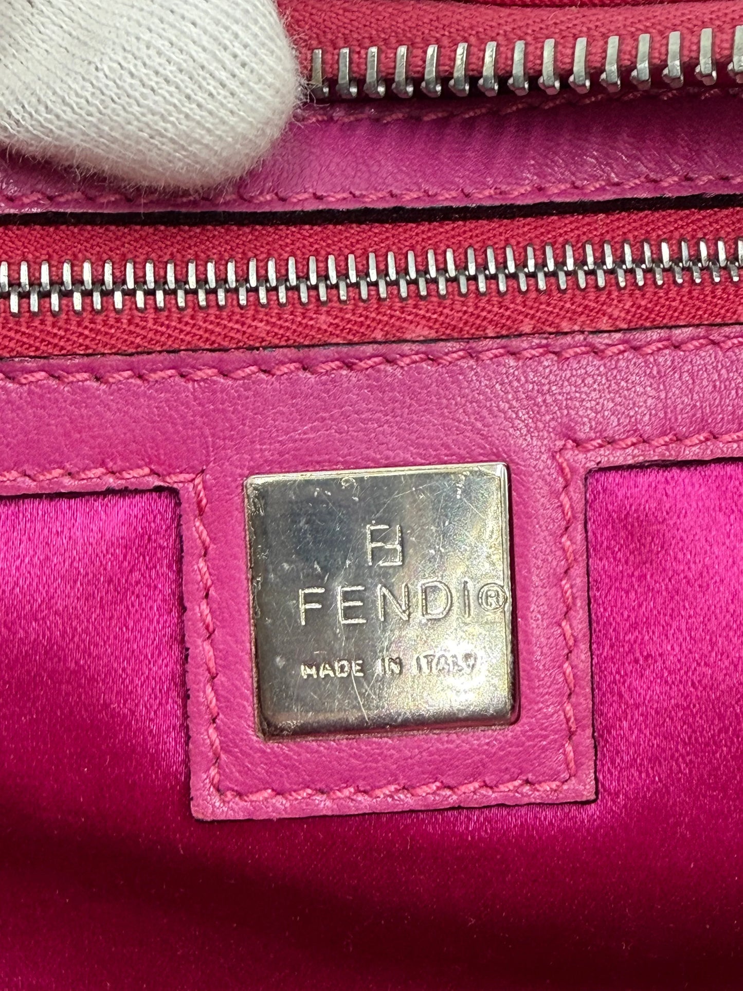 Fendi Borsa a Tracolla Croissant con Logo FF Fucsia - Pally Vintage Closet