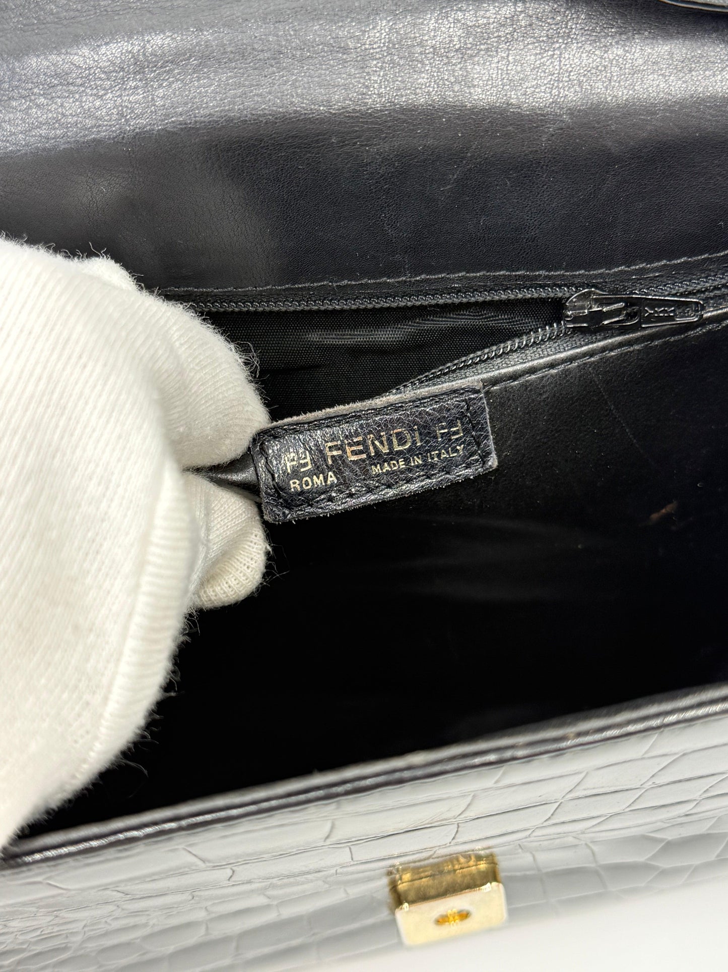 Fendi Borsa a Tracolla Vintage in Pelle Stampata Cocco Nero