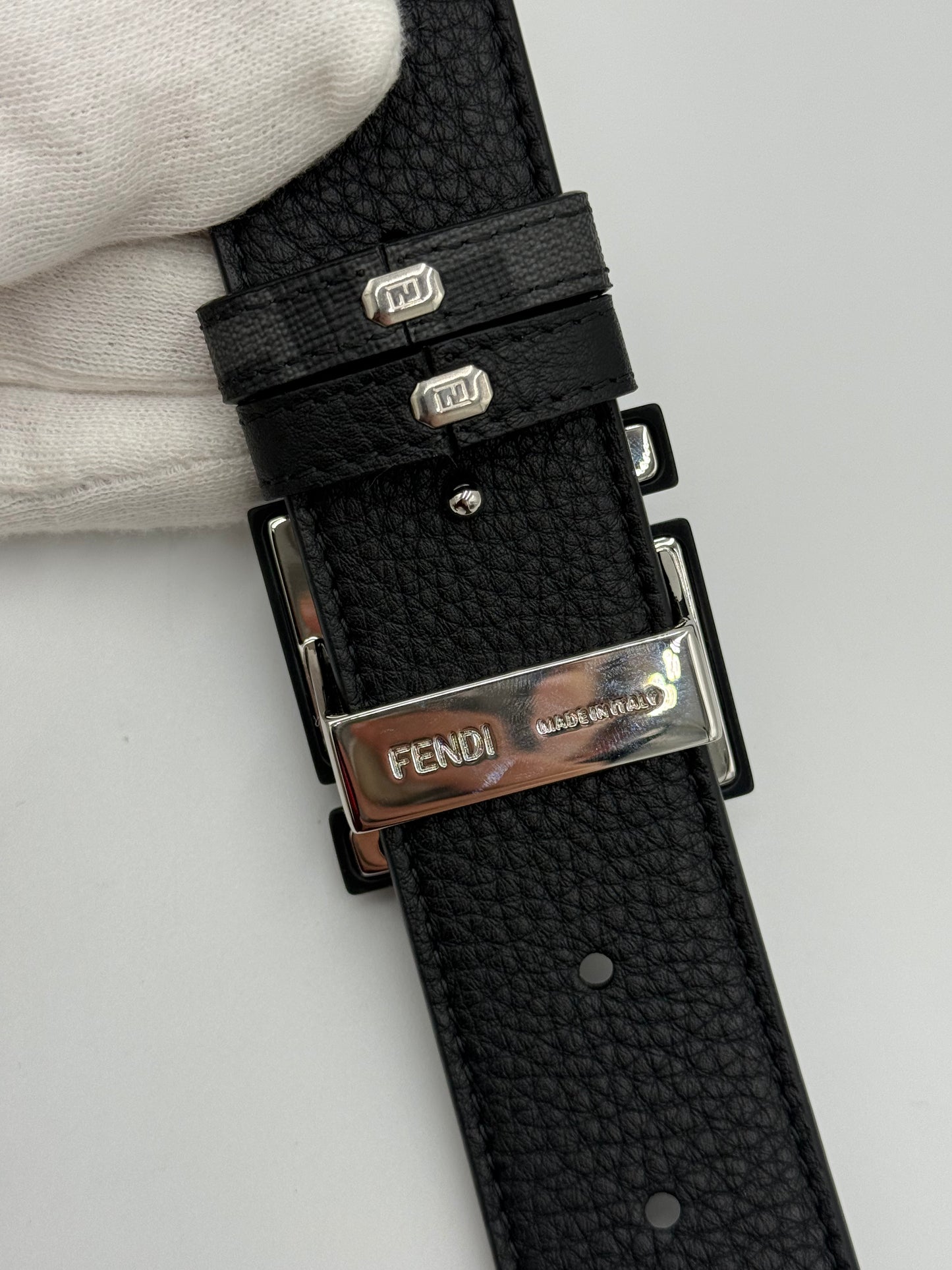 Fendi Cintura Reversibile FF Pelle Nera - Pally Vintage Closet