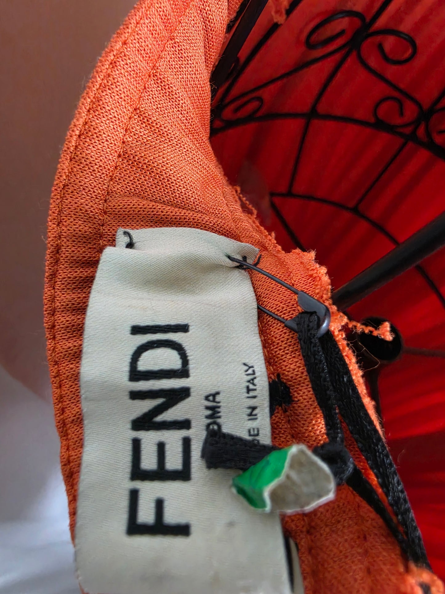 Fendi Gonna Midi Plissettata in Kumquat Arancione - Pally Vintage Closet