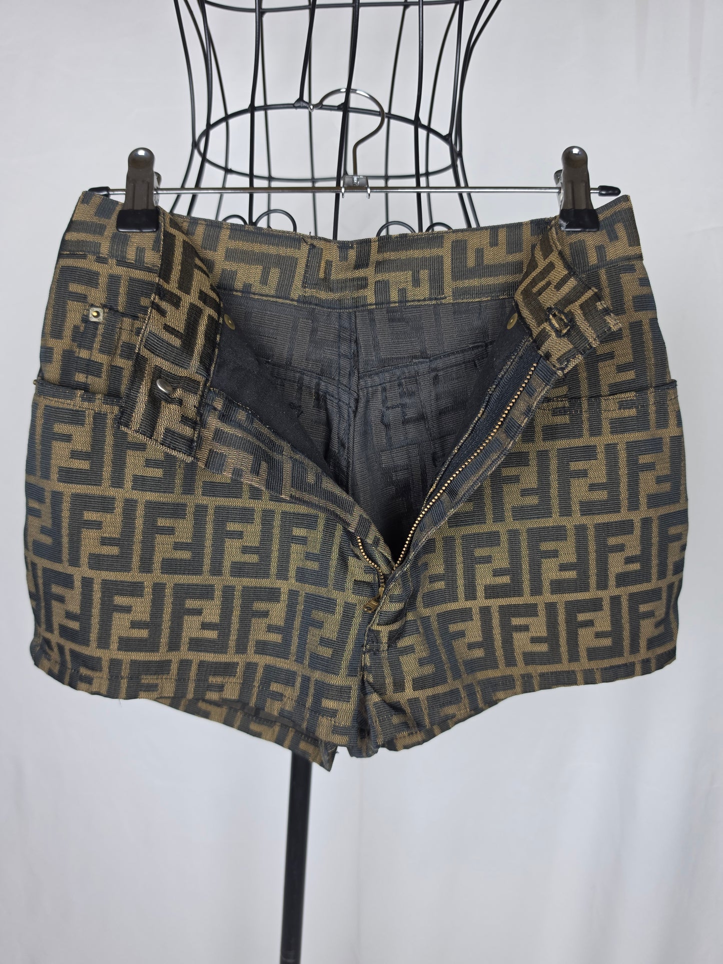 Fendi Jeans Shorts Vintage in Monogram Zucca Marrone - Pally Vintage Closet