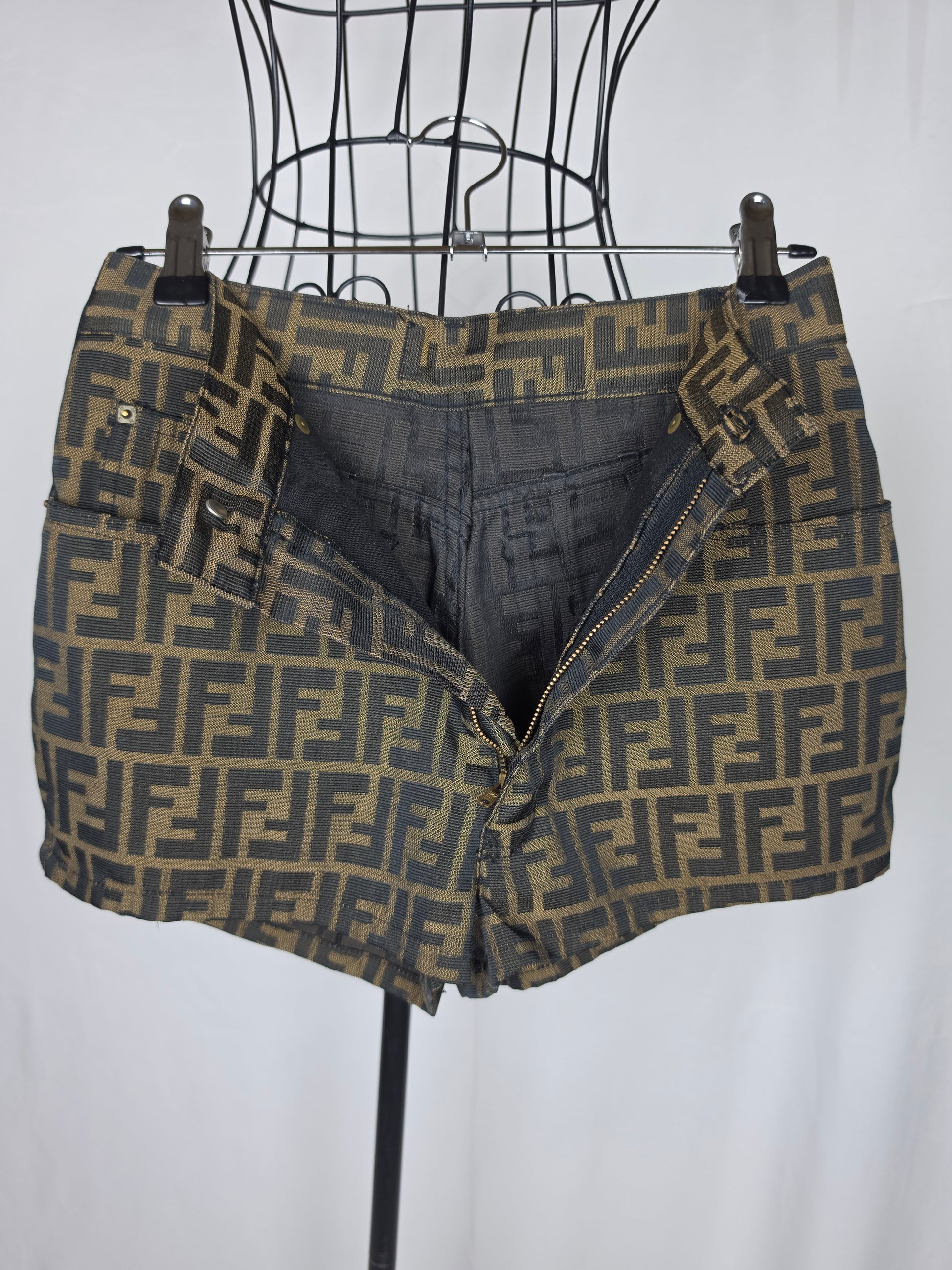 Fendi Jeans Shorts Vintage in Monogram Zucca Marrone - Pally Vintage Closet