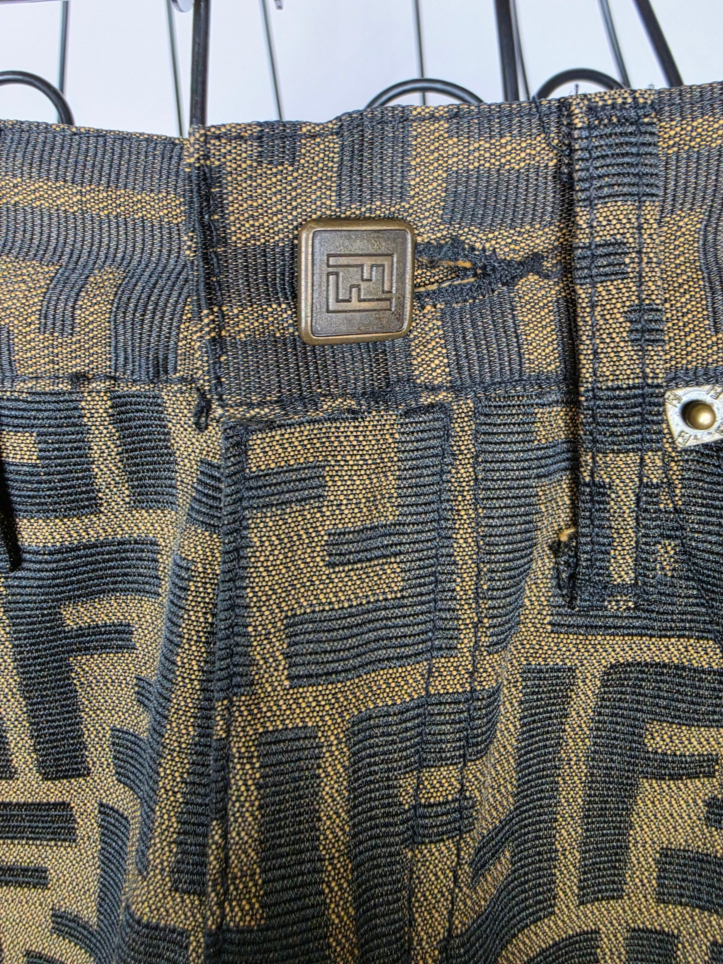 Fendi Jeans Shorts Vintage in Monogram Zucca Marrone - Pally Vintage Closet