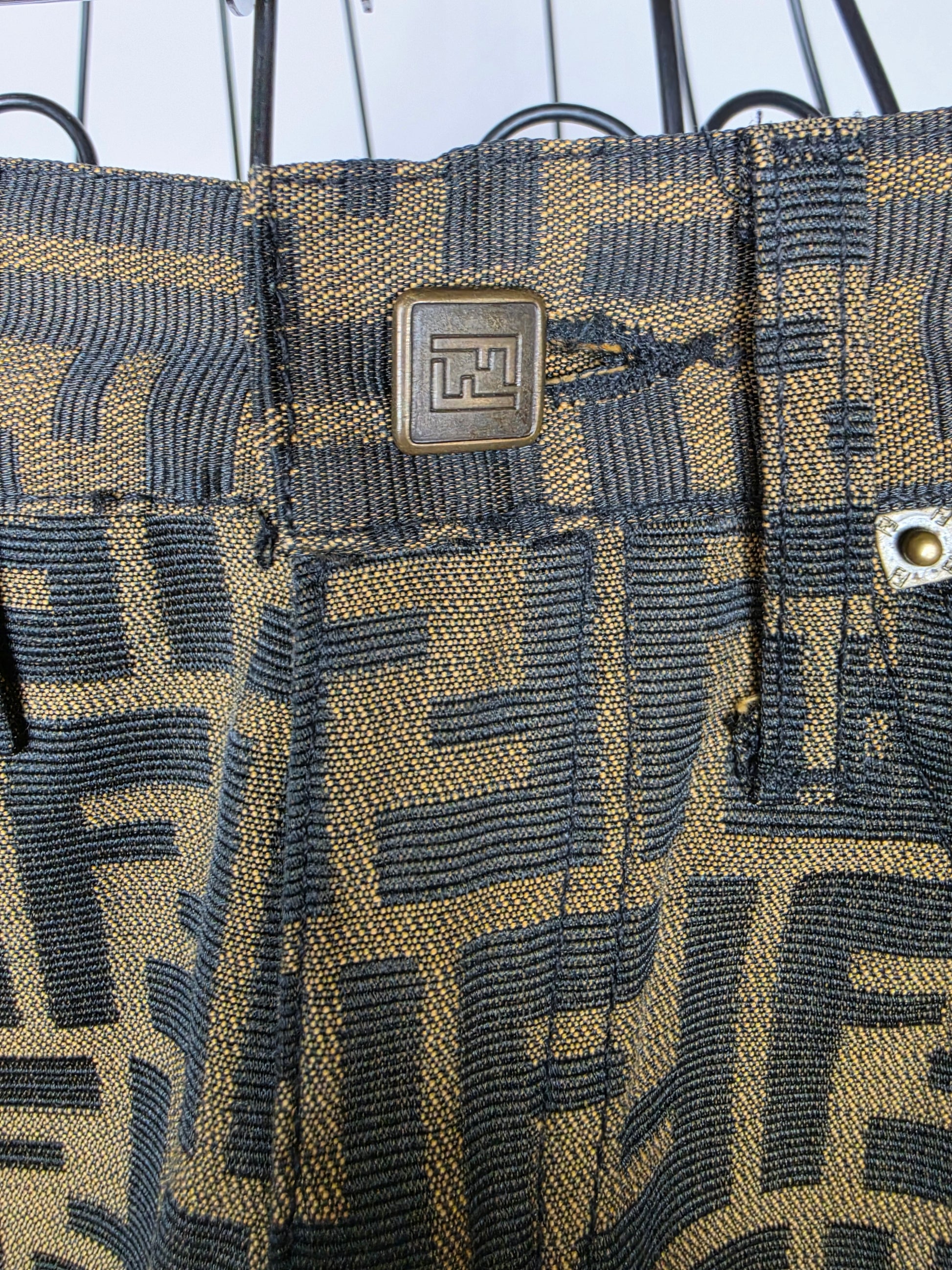 Fendi Jeans Shorts Vintage in Monogram Zucca Marrone - Pally Vintage Closet