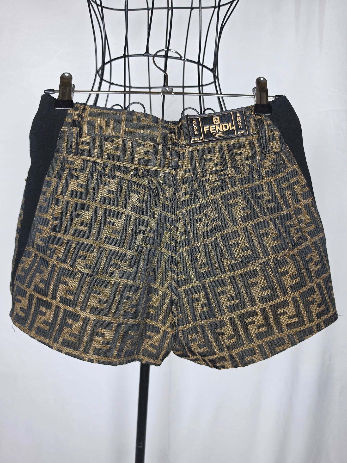 Fendi Jeans Shorts Vintage in Monogram Zucca Marrone - Pally Vintage Closet