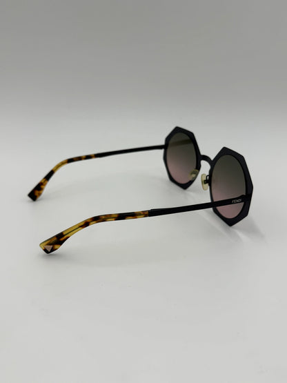 Fendi-Occhiali-da-Sole-Iridia-Design-Ottagonale-Viola-Scuro-70314550296900 - Pally Vintage Closet