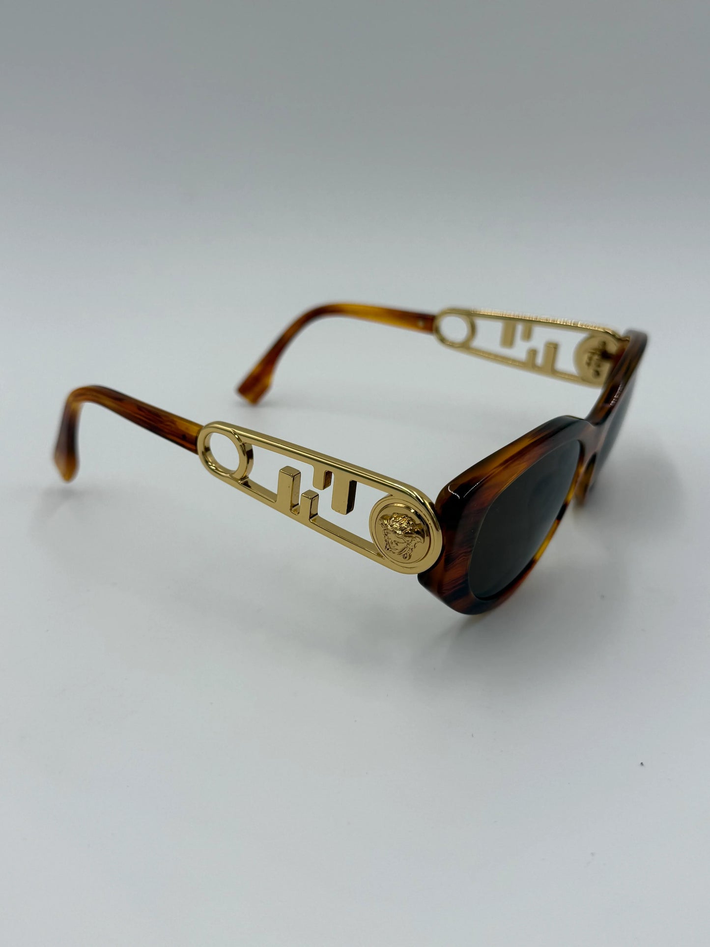 Fendi-Occhiali-da-Sole-Safety-Pin-Collezione-Fendace-Tartarugati-70314547708228 - Pally Vintage Closet