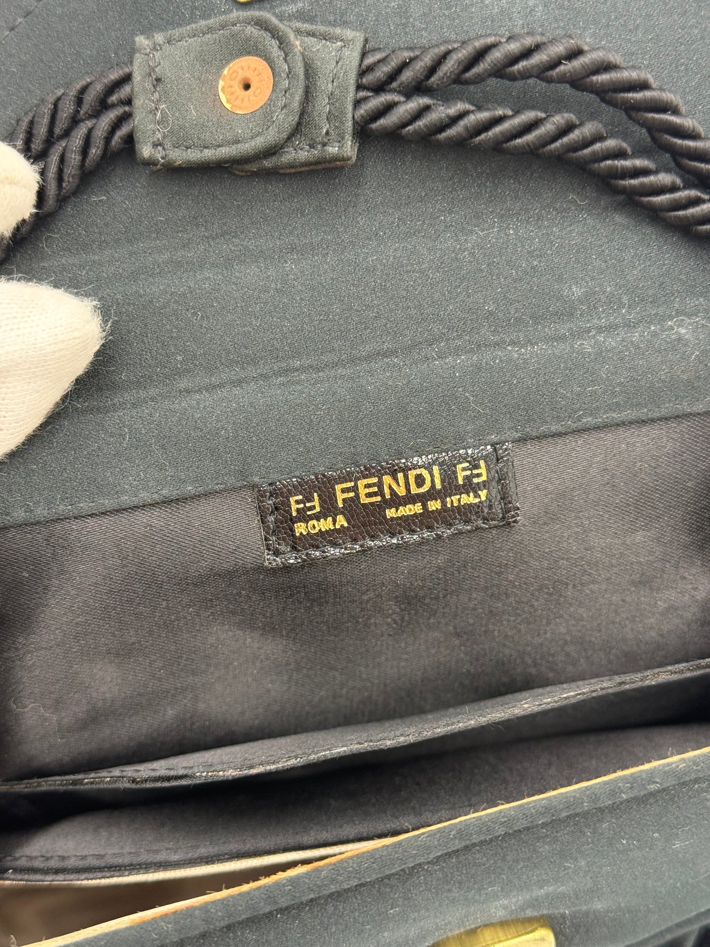 Fendi Pochette Vintage in Seta e Pizzo con Perline Nera - Pally Vintage Closet