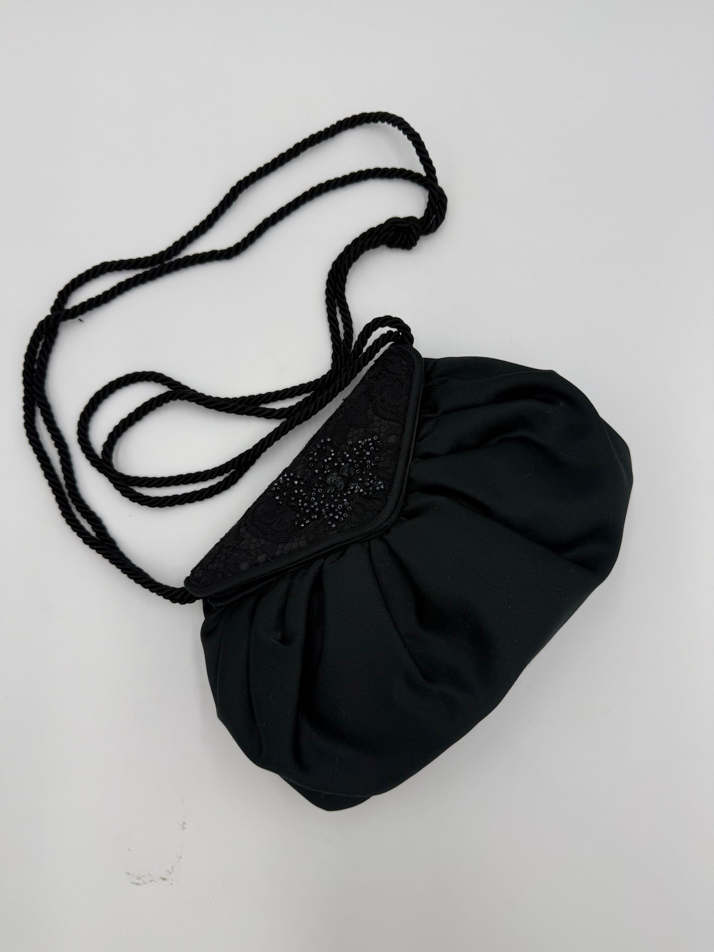 Fendi Pochette Vintage in Seta e Pizzo con Perline Nera - Pally Vintage Closet