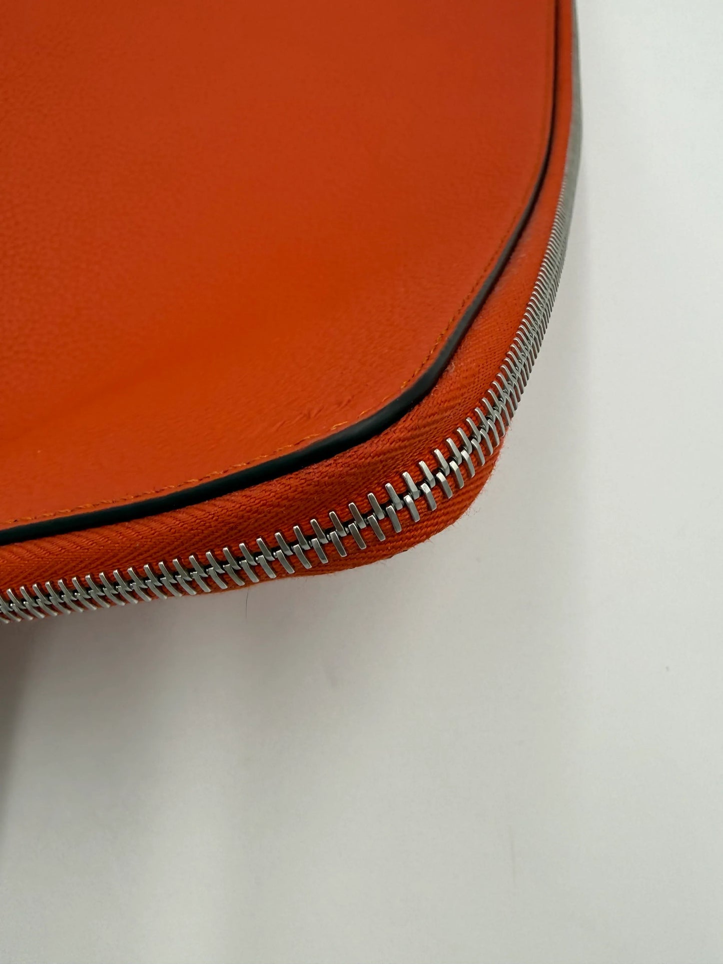 Fendi-Porta-Documenti-e-Porta-Computer-Pelle-Romano-Arancio-70314543612228 - Pally Vintage Closet