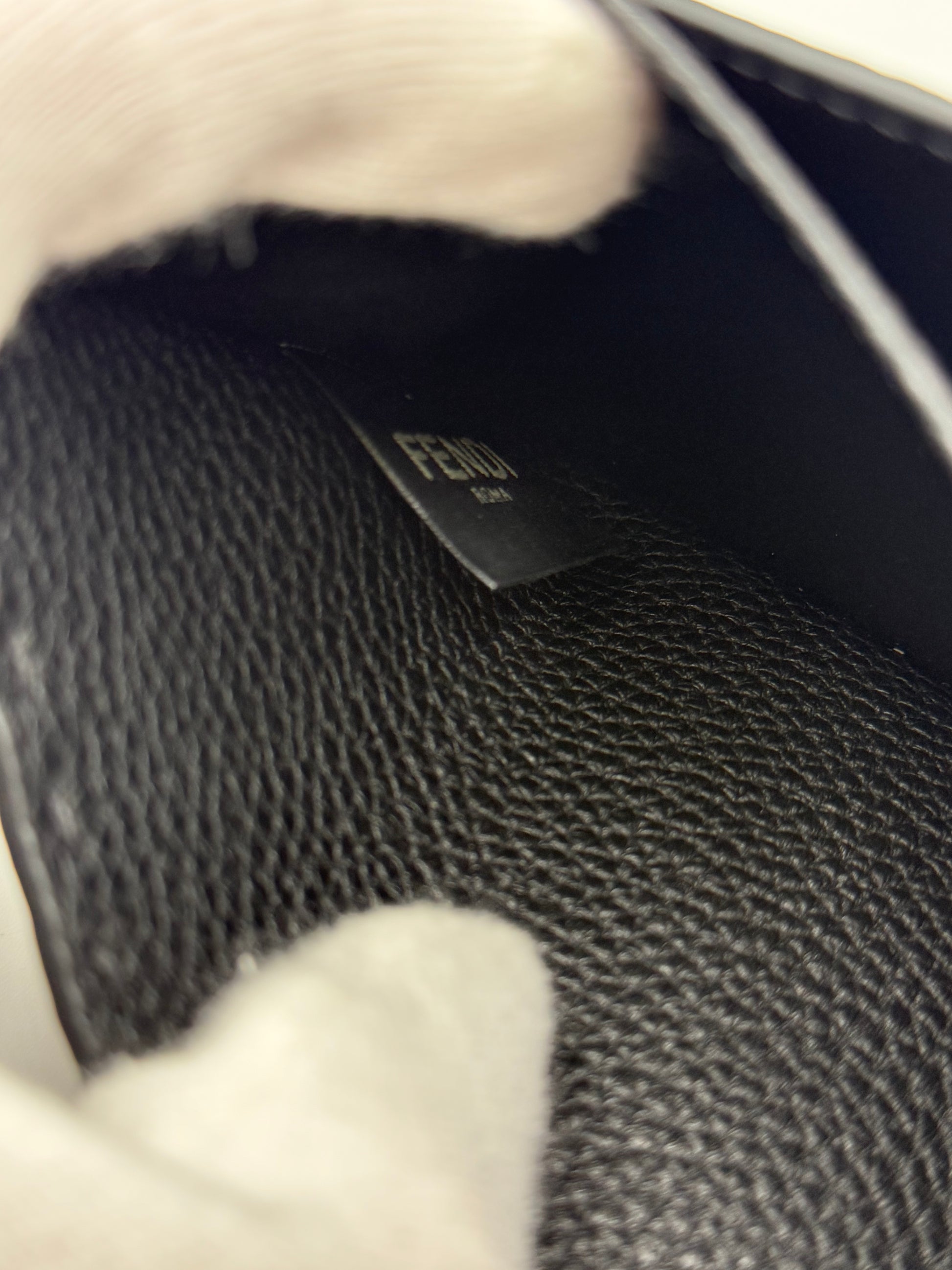 Fendi Portafoglio Selleria Cuoio Romano Nero - Pally Vintage Closet