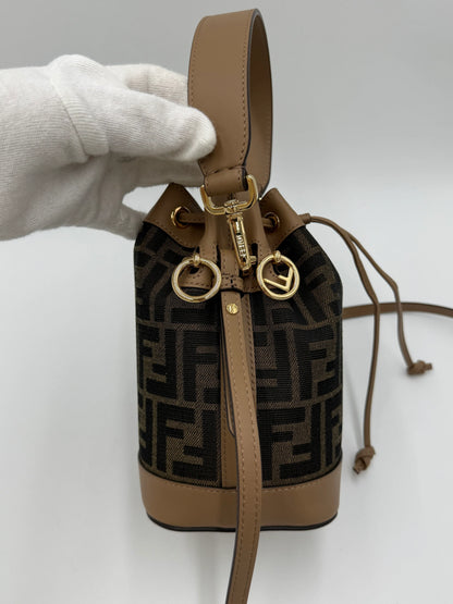 Fendi-Secchiello-Mon-Tresor-Small-in-Tessuto-FF-e-Pelle-Beige-70263876256068 - Pally Vintage Closet