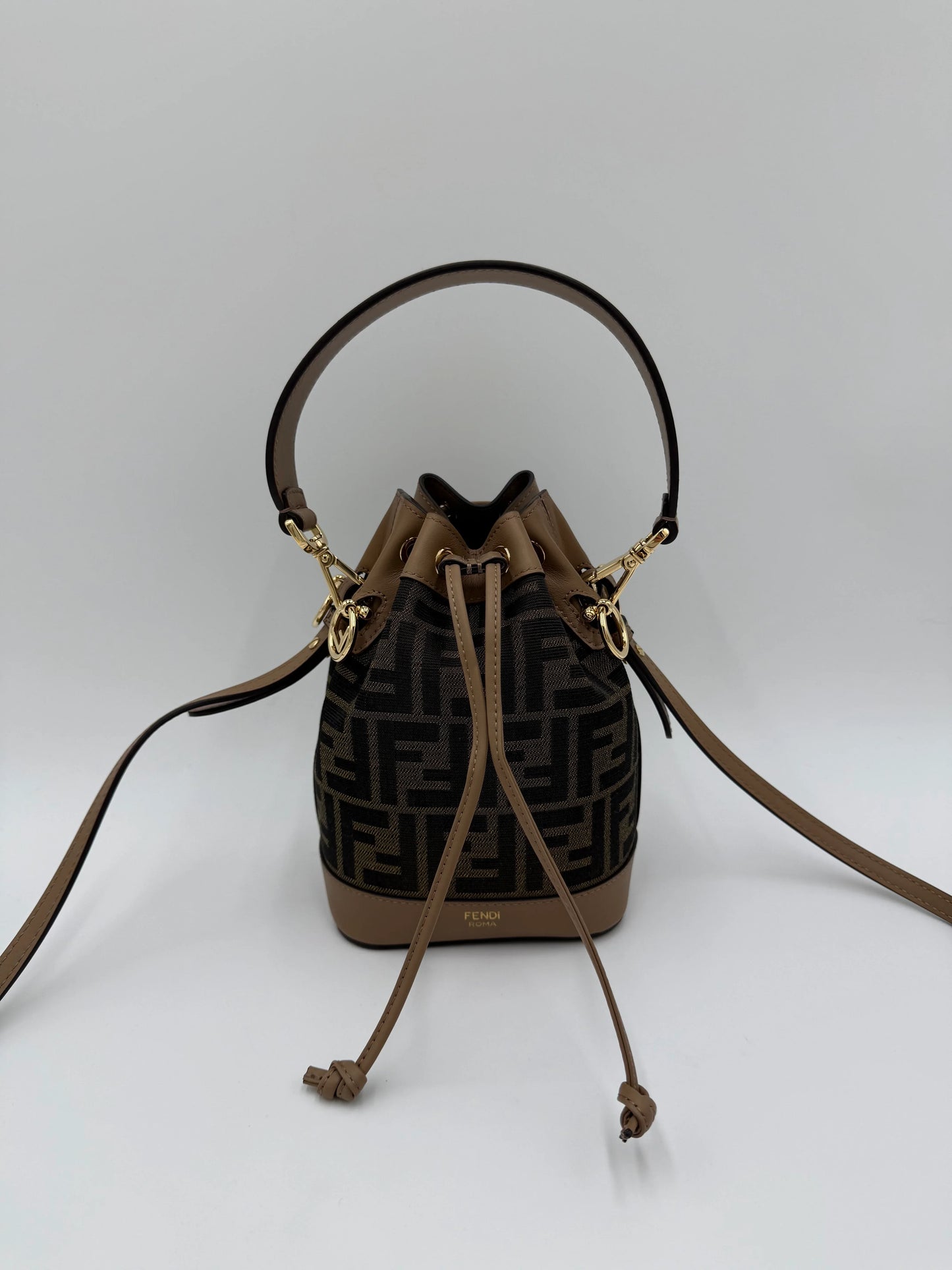 Fendi-Secchiello-Mon-Tresor-Small-in-Tessuto-FF-e-Pelle-Beige-70263876485444 - Pally Vintage Closet