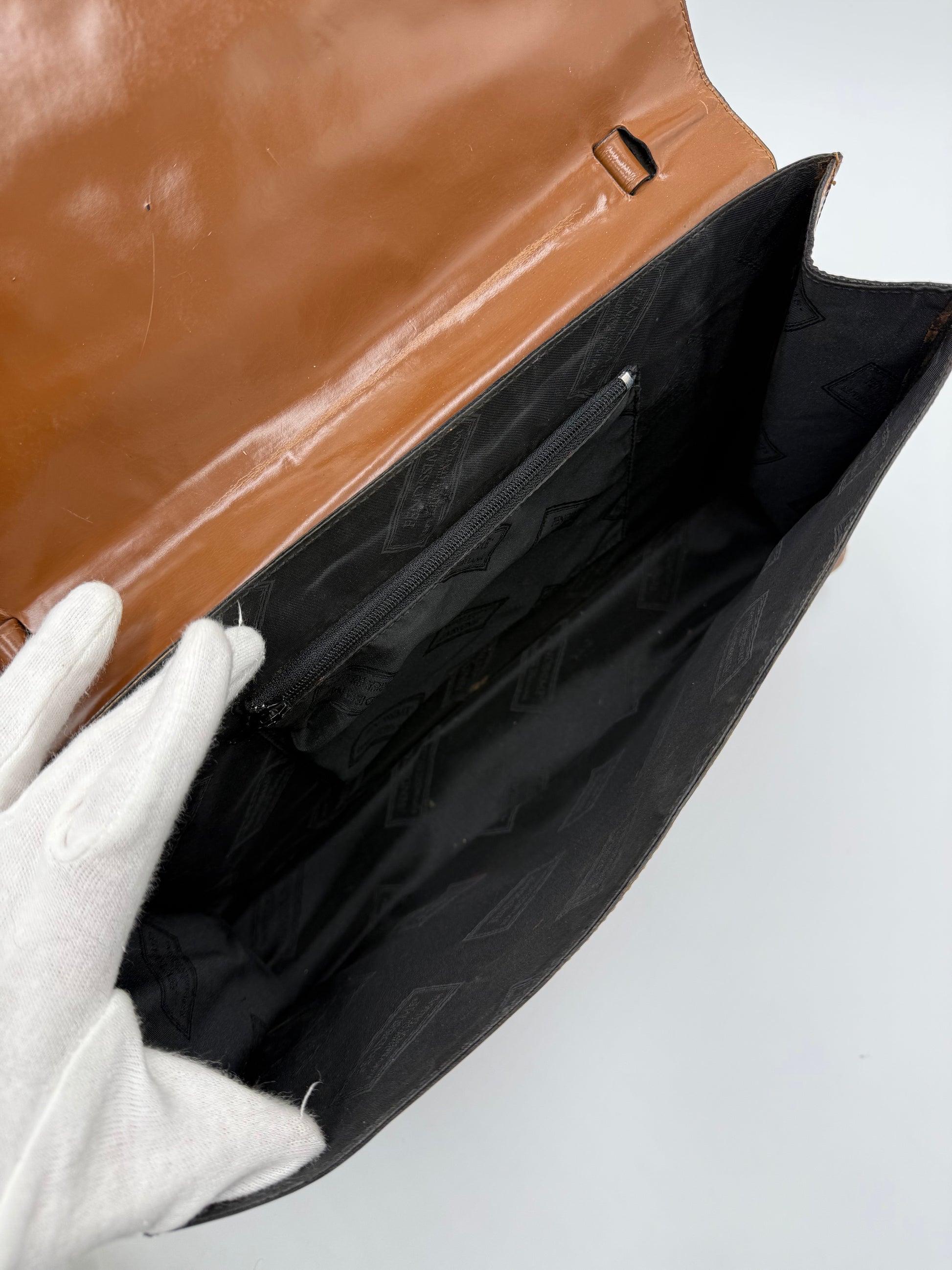 Fendissime by Fendi Borsa Vintage in Pelle Lucida Marrone - Pally Vintage Closet