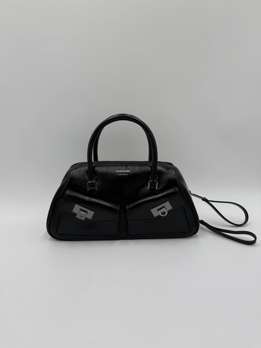 0FF05BE6-E8CC-4190-992E-94050ED784F2 - Pally Vintage Closet
