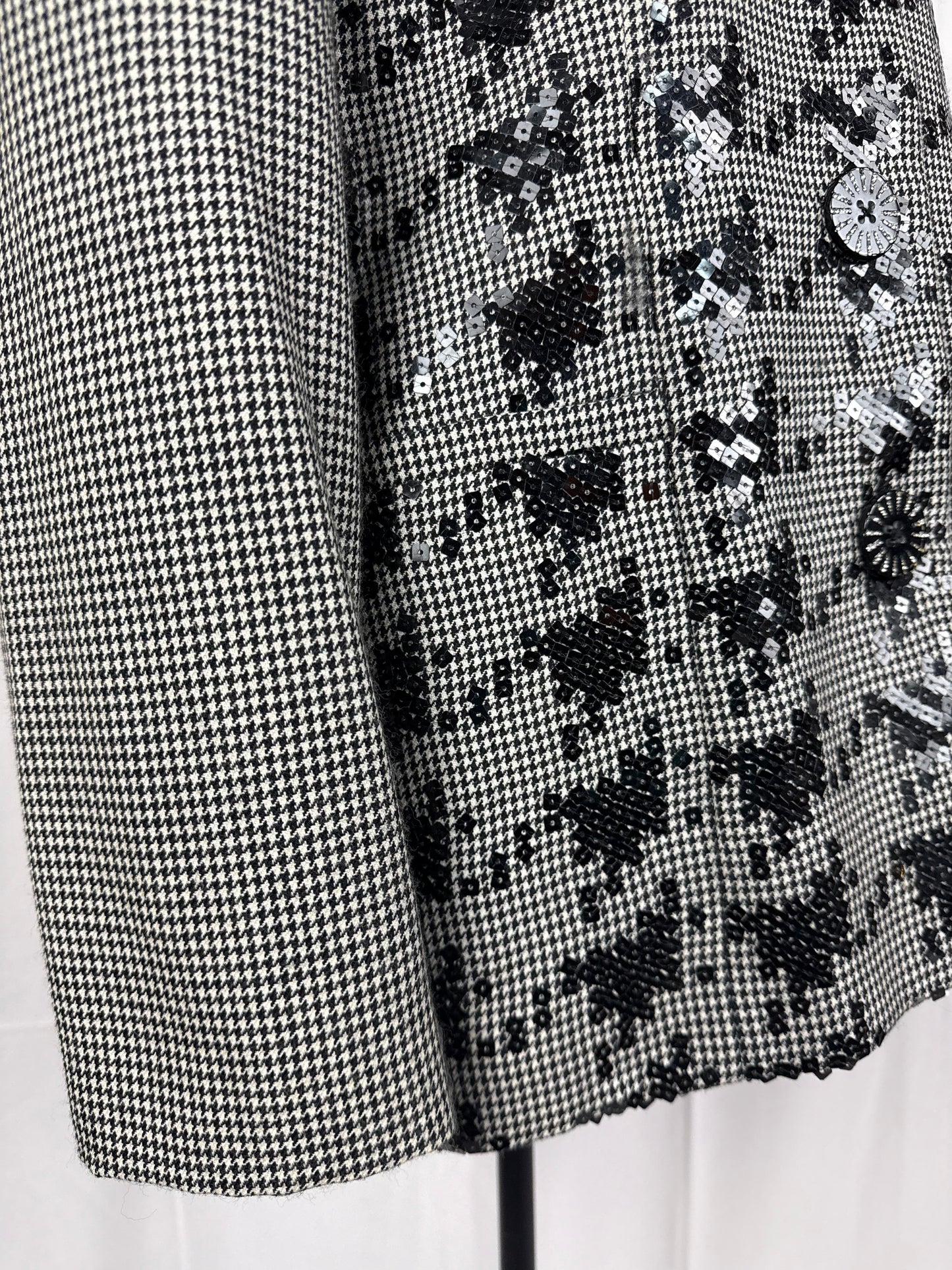 Gai Mattiolo Couture Blazer Vintage Pied-de-Poule e Paillettes Nero e Bianco - Pally Vintage Closet