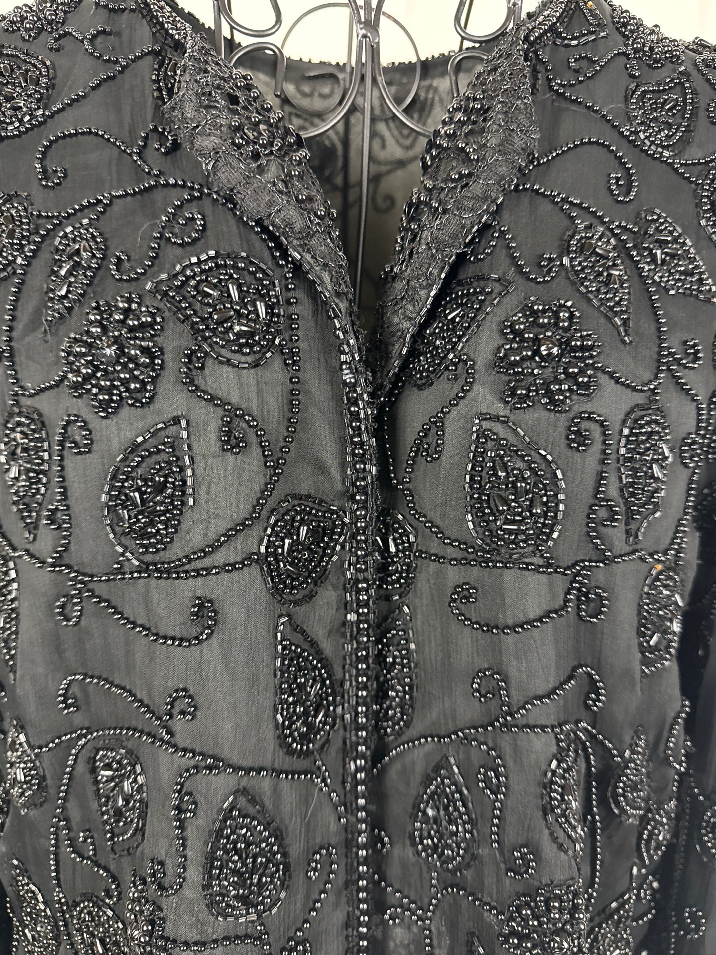 Giacca Vintage Sartoriale con Ricami di Perline e Lustrini Nera - Pally Vintage Closet