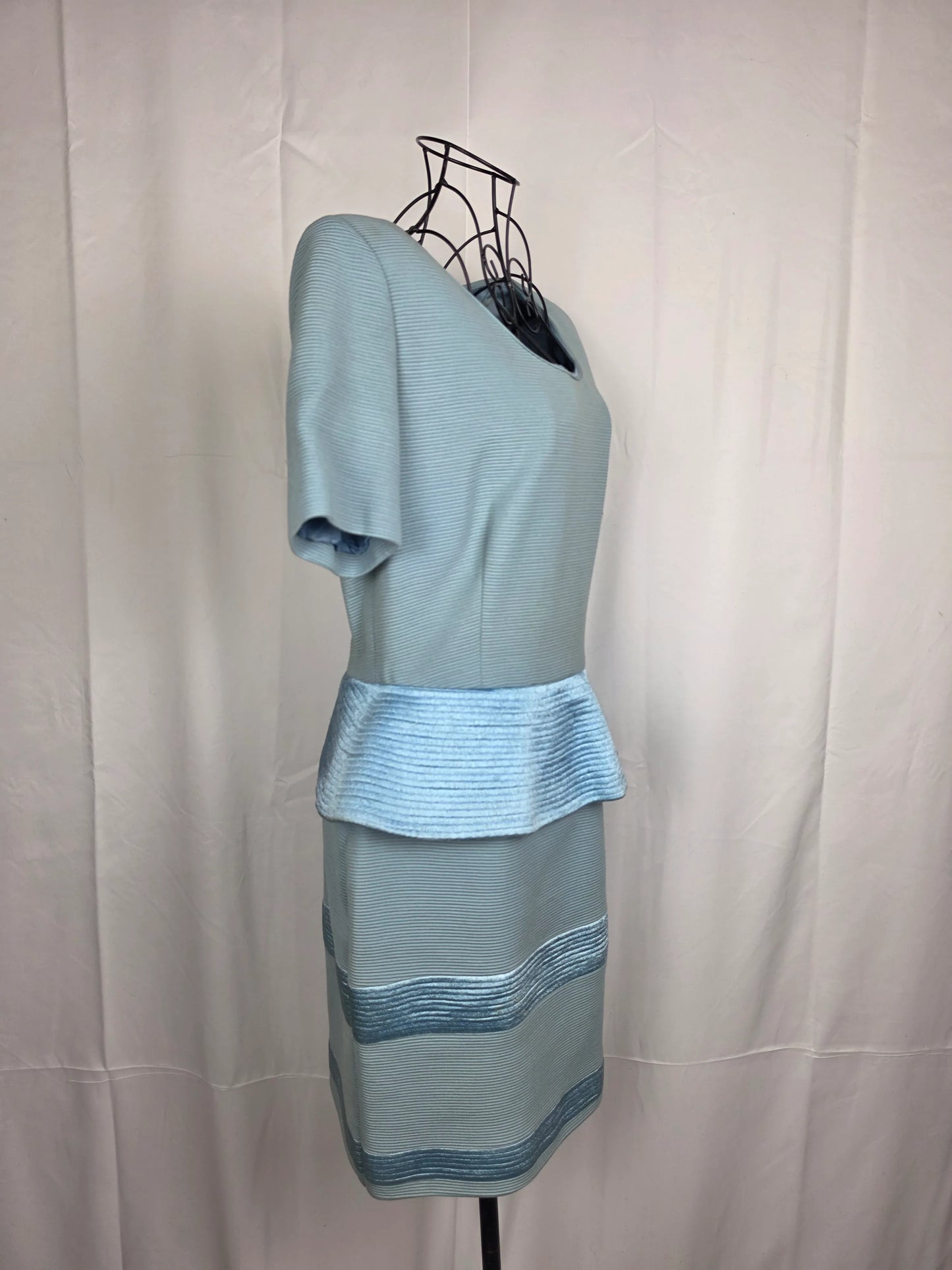 Gianfranco-Ferr-Abito-Vintage-Strutturato-Azzurro-Polvere-70263509287236 - Pally Vintage Closet
