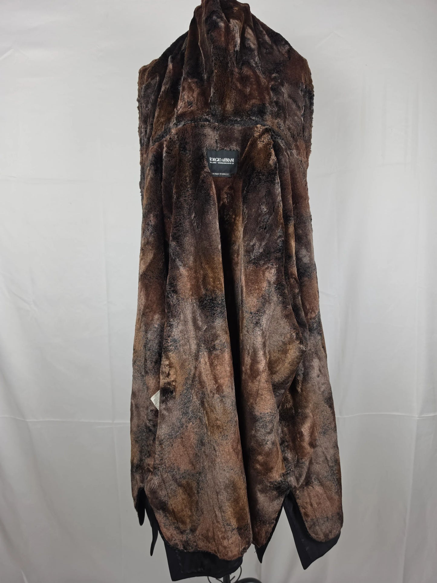 Giorgio-Armani-Cappotto-con-Cappuccio-in-Eco-Pelliccia-Linea-Borgonuovo-21-Nero-70134059761988 - Pally Vintage Closet