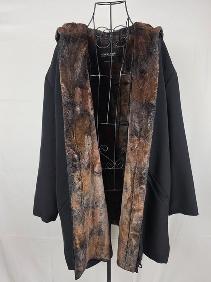 Giorgio-Armani-Cappotto-con-Cappuccio-in-Eco-Pelliccia-Linea-Borgonuovo-21-Nero-70134059893060 - Pally Vintage Closet