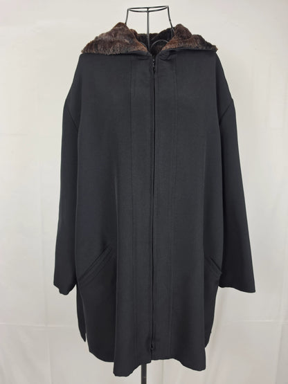 Giorgio-Armani-Cappotto-con-Cappuccio-in-Eco-Pelliccia-Linea-Borgonuovo-21-Nero-70134059925828 - Pally Vintage Closet