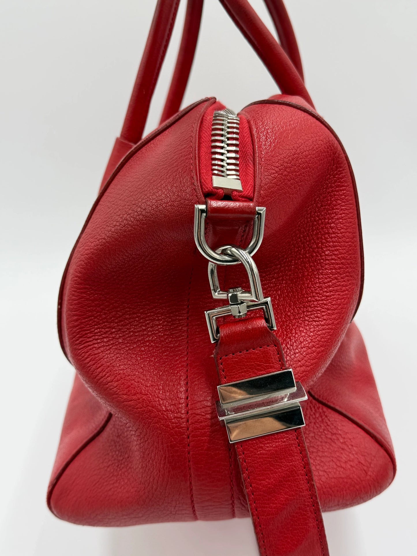 Givenchy-Borsa-Antigona-Grande-in-Pelle-Rossa-69938225217860 - Pally Vintage Closet