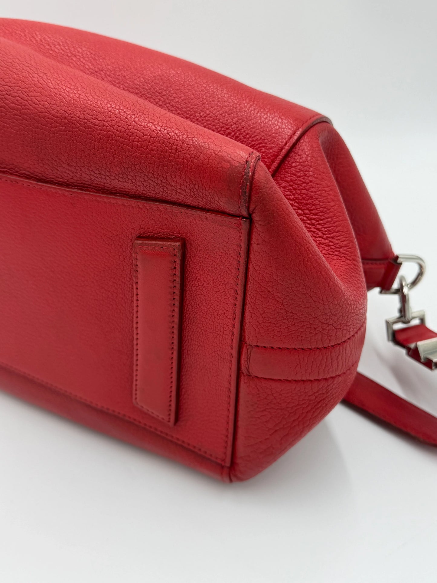 Givenchy-Borsa-Antigona-Grande-in-Pelle-Rossa-69938225283396 - Pally Vintage Closet