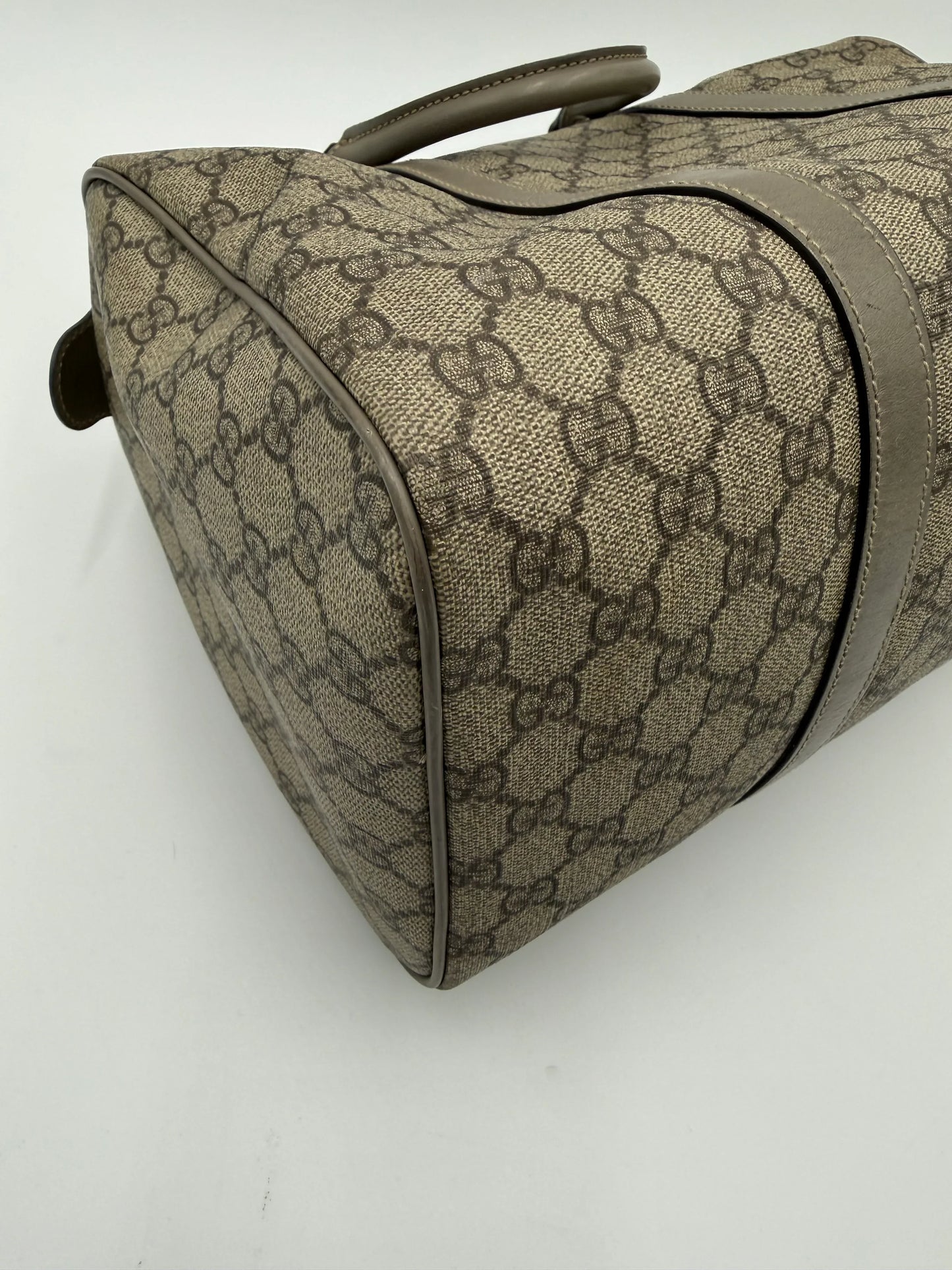 Gucci-Bauletto-Joy-in-Tela-GG-Supreme-e-Pelle-Taupe-69515623039300 - Pally Vintage Closet