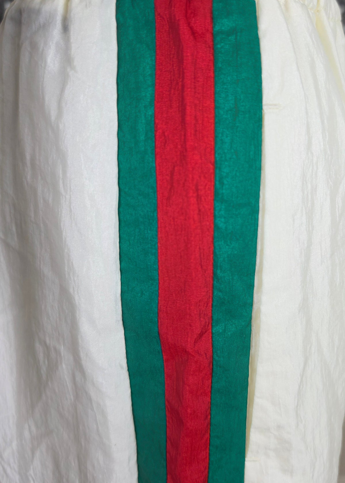 Gucci Bermuda in Nylon con Bande Web Avorio - Pally Vintage Closet