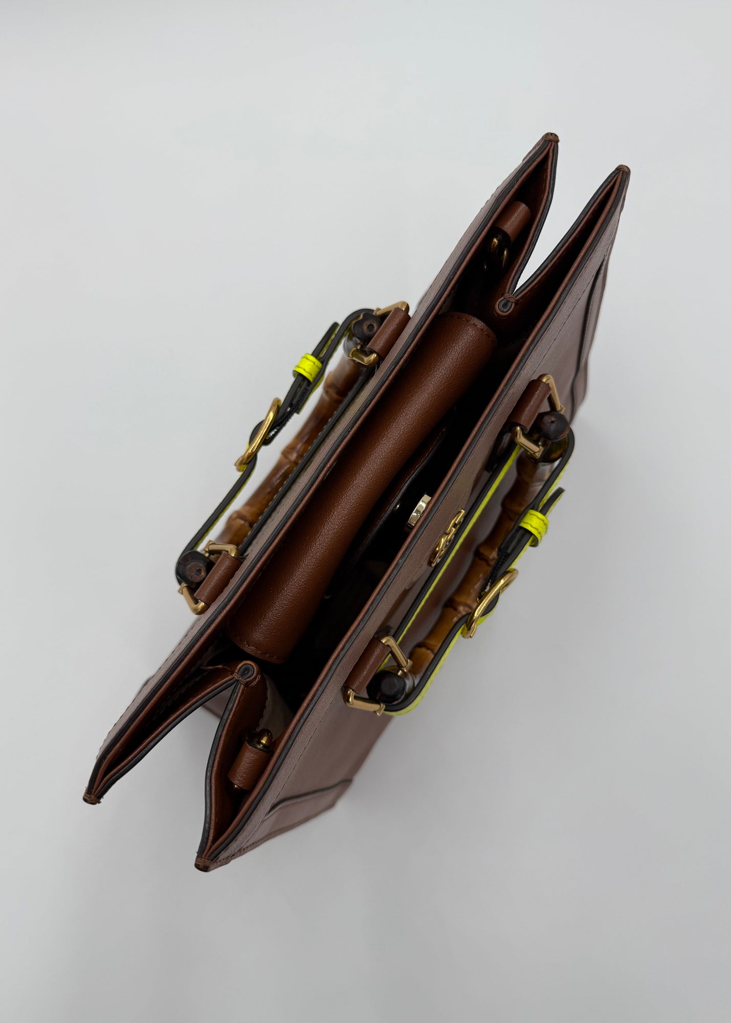 Gucci Borsa Diana Tote Media in Pelle con Manici Bamboo Marrone