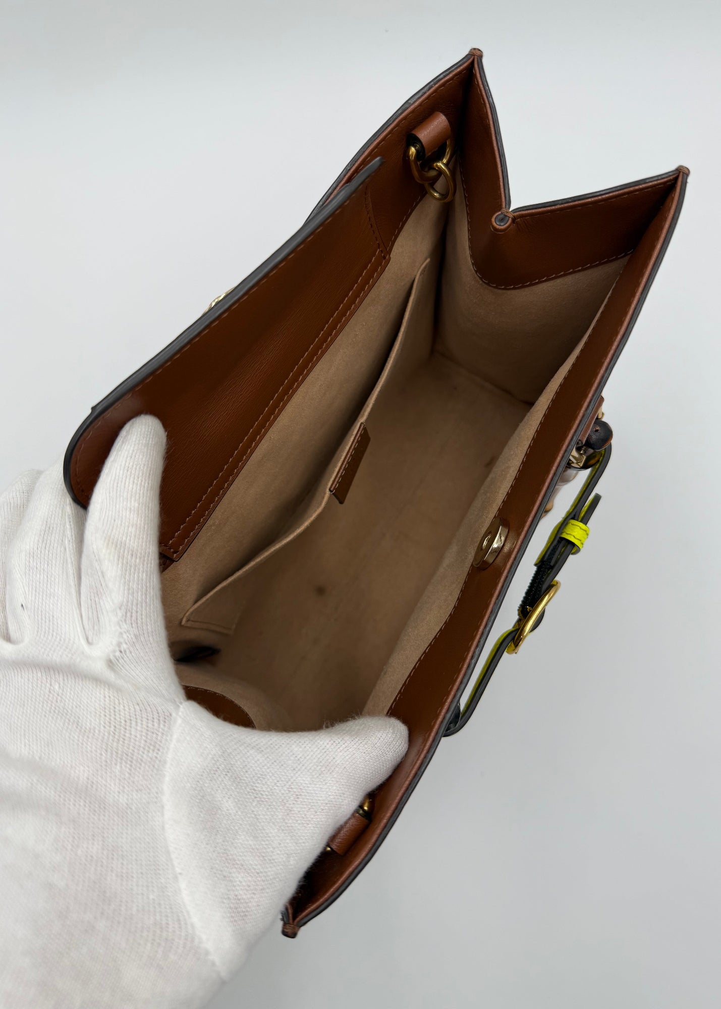 Gucci Borsa Diana Tote Media in Pelle con Manici Bamboo Marrone