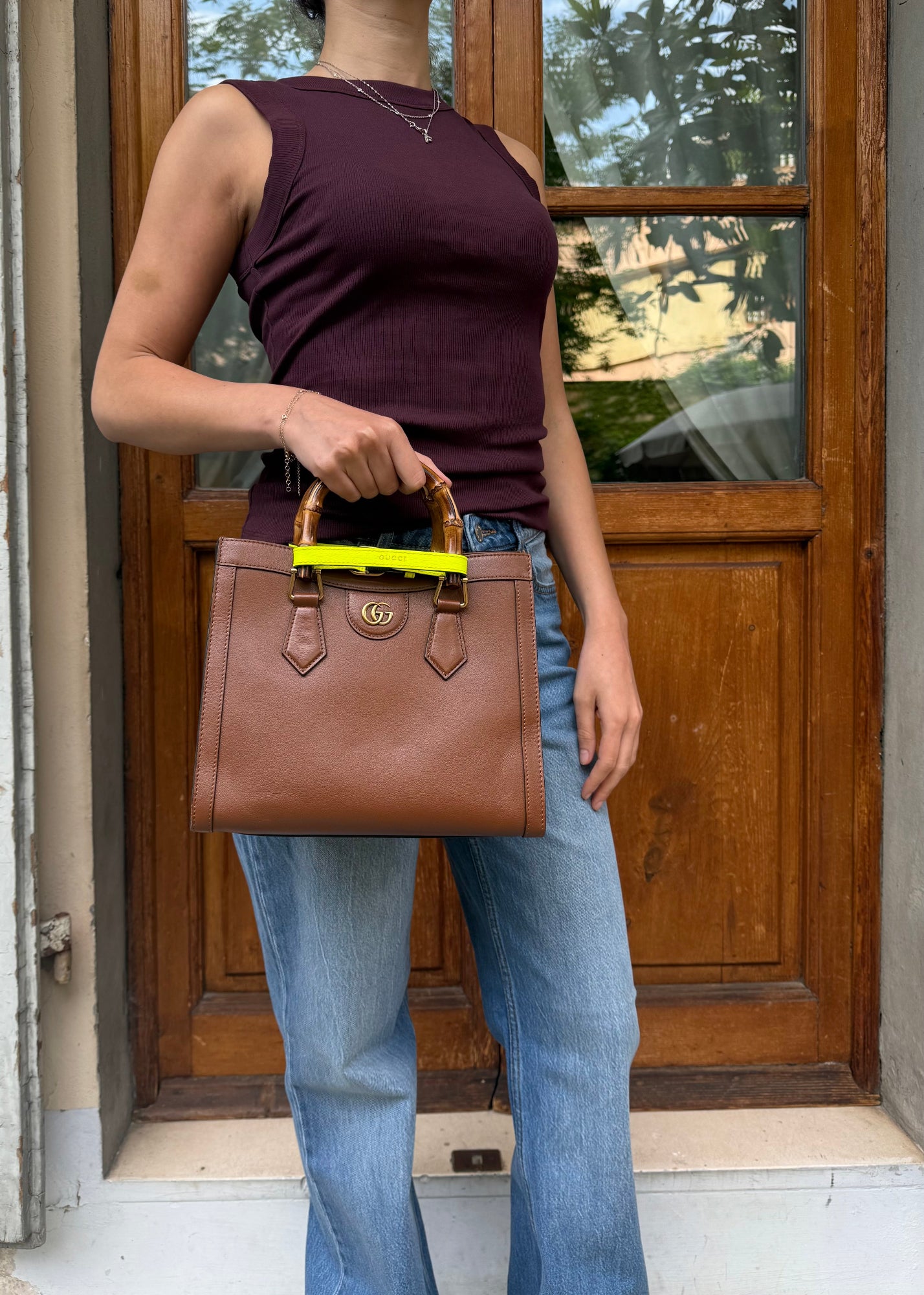 Gucci Borsa Diana Tote Media in Pelle con Manici Bamboo Marrone