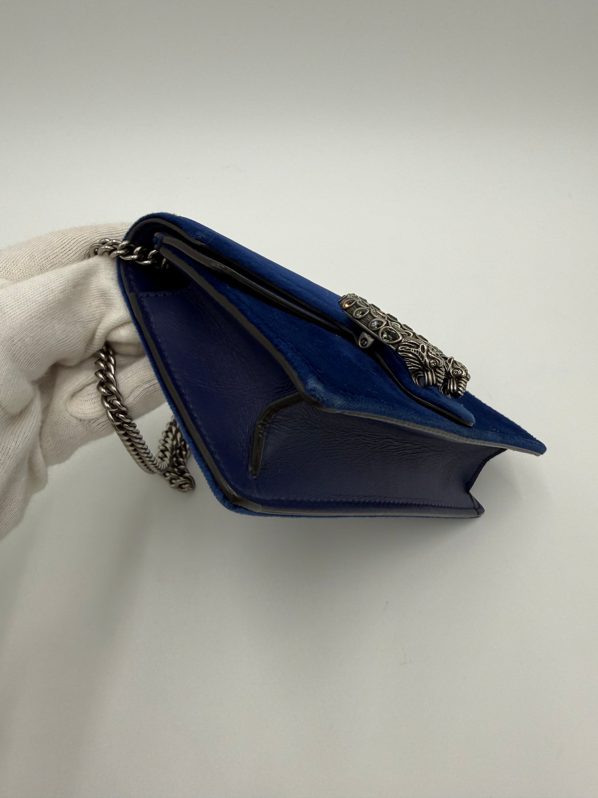 Gucci Borsa Dionysus Super Mini in Velluto Blu Cobalto - Pally Vintage Closet