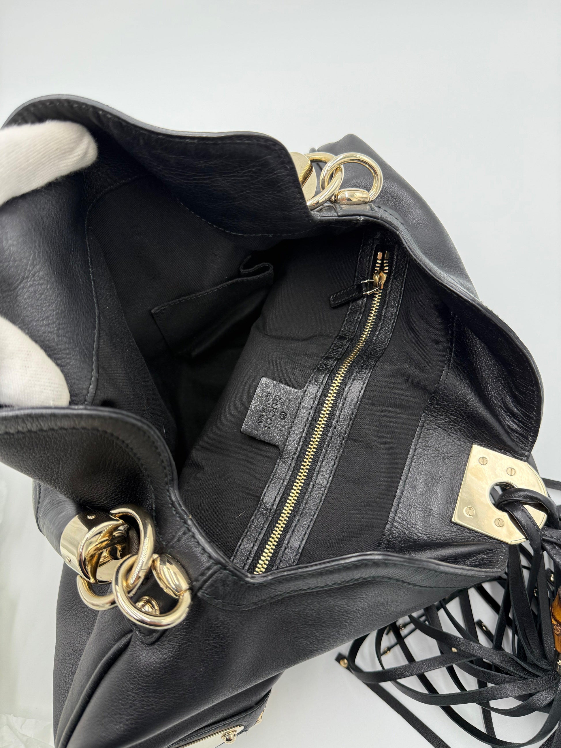 Gucci-Borsa-Indy-Top-Handle-in-Pelle-Nera-con-Dettagli-Bamboo-70493940023620 - Pally Vintage Closet