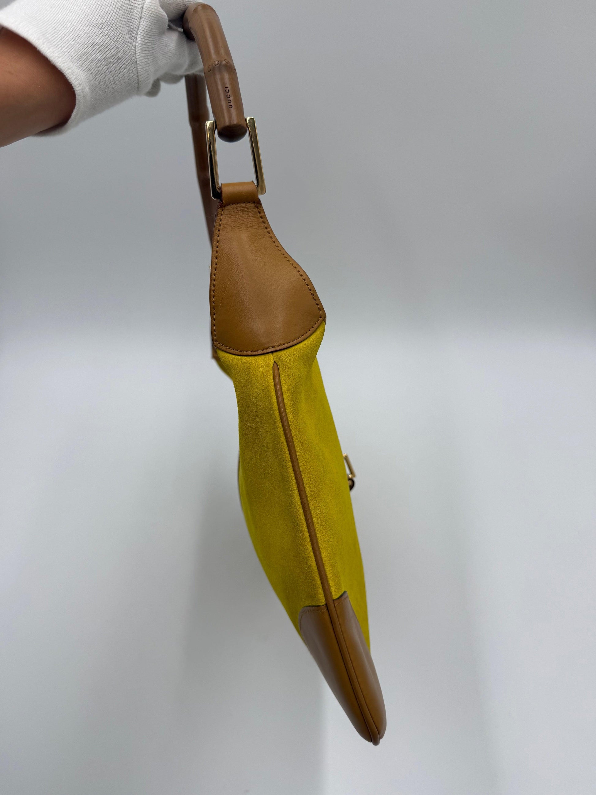 Gucci-Borsa-Jackie-Vintage-Edizione-Speciale-in-Camoscio-Giallo-e-Manico-in-Bamboo-70493948182852 - Pally Vintage Closet