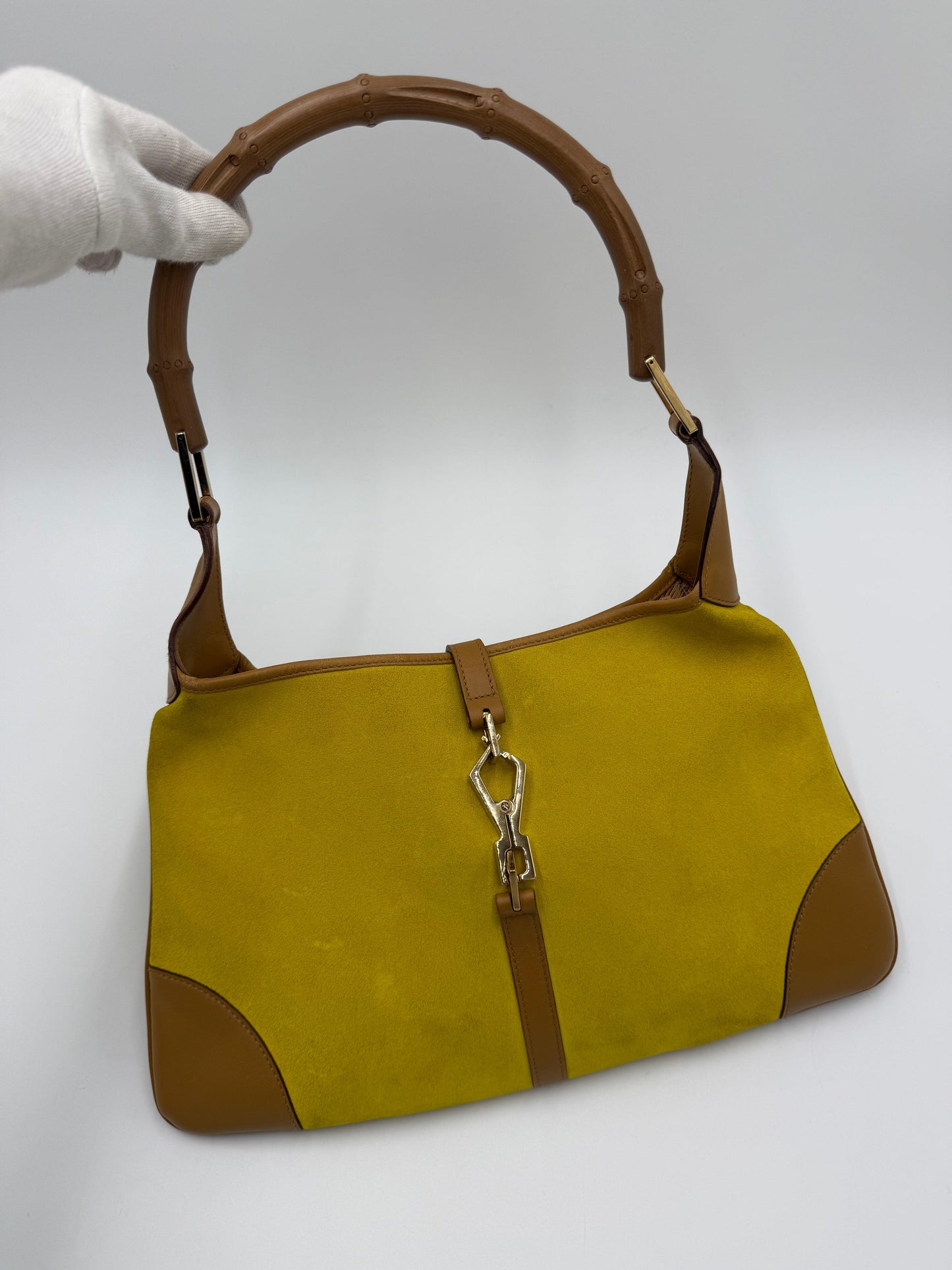 Gucci-Borsa-Jackie-Vintage-Edizione-Speciale-in-Camoscio-Giallo-e-Manico-in-Bamboo-70493948477764 - Pally Vintage Closet