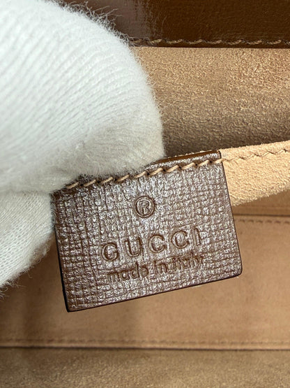 Gucci-Borsa-Script-Logo-Heart-GG-Supreme-a-Tracolla-Marrone-70420568834372 - Pally Vintage Closet