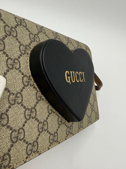 Gucci-Borsa-Script-Logo-Heart-GG-Supreme-a-Tracolla-Marrone-70420568998212 - Pally Vintage Closet