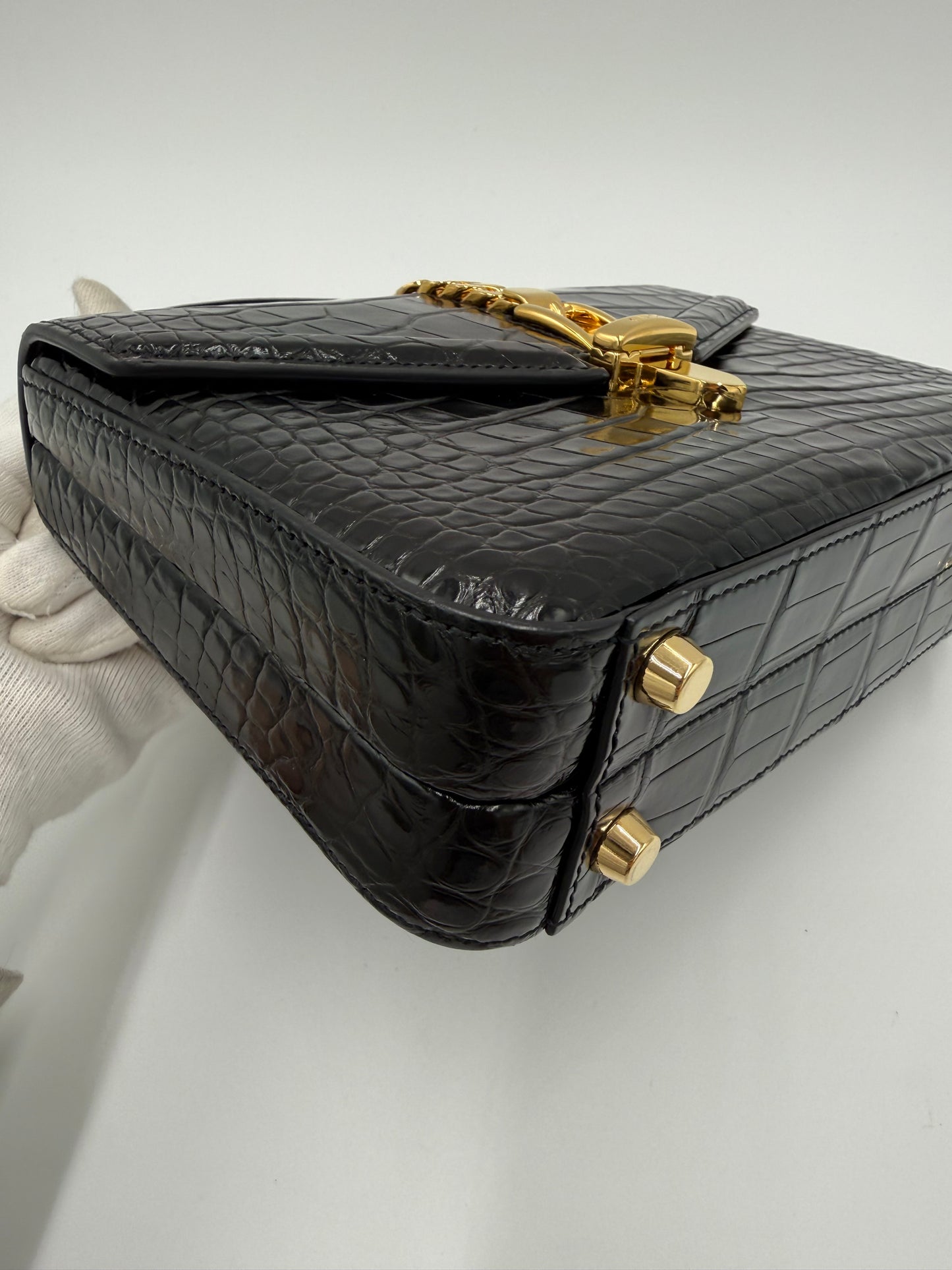 Gucci Borsa Sylvie 1969 Top Handle in Coccodrillo Lucido Nera - Pally Vintage Closet