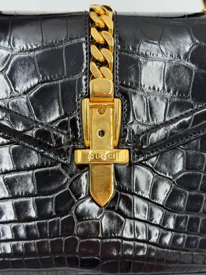 Gucci Borsa Sylvie 1969 Top Handle in Coccodrillo Lucido Nera - Pally Vintage Closet