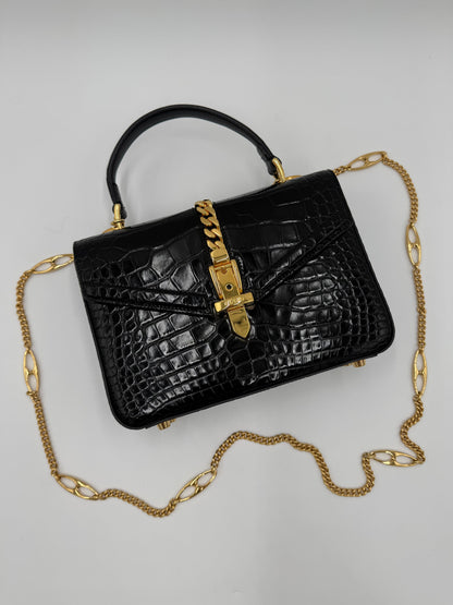 Gucci Borsa Sylvie 1969 Top Handle in Coccodrillo Lucido Nera - Pally Vintage Closet