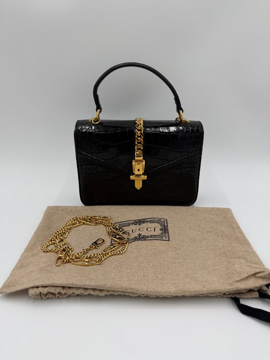 Gucci Borsa Sylvie 1969 Top Handle in Coccodrillo Lucido Nera - Pally Vintage Closet