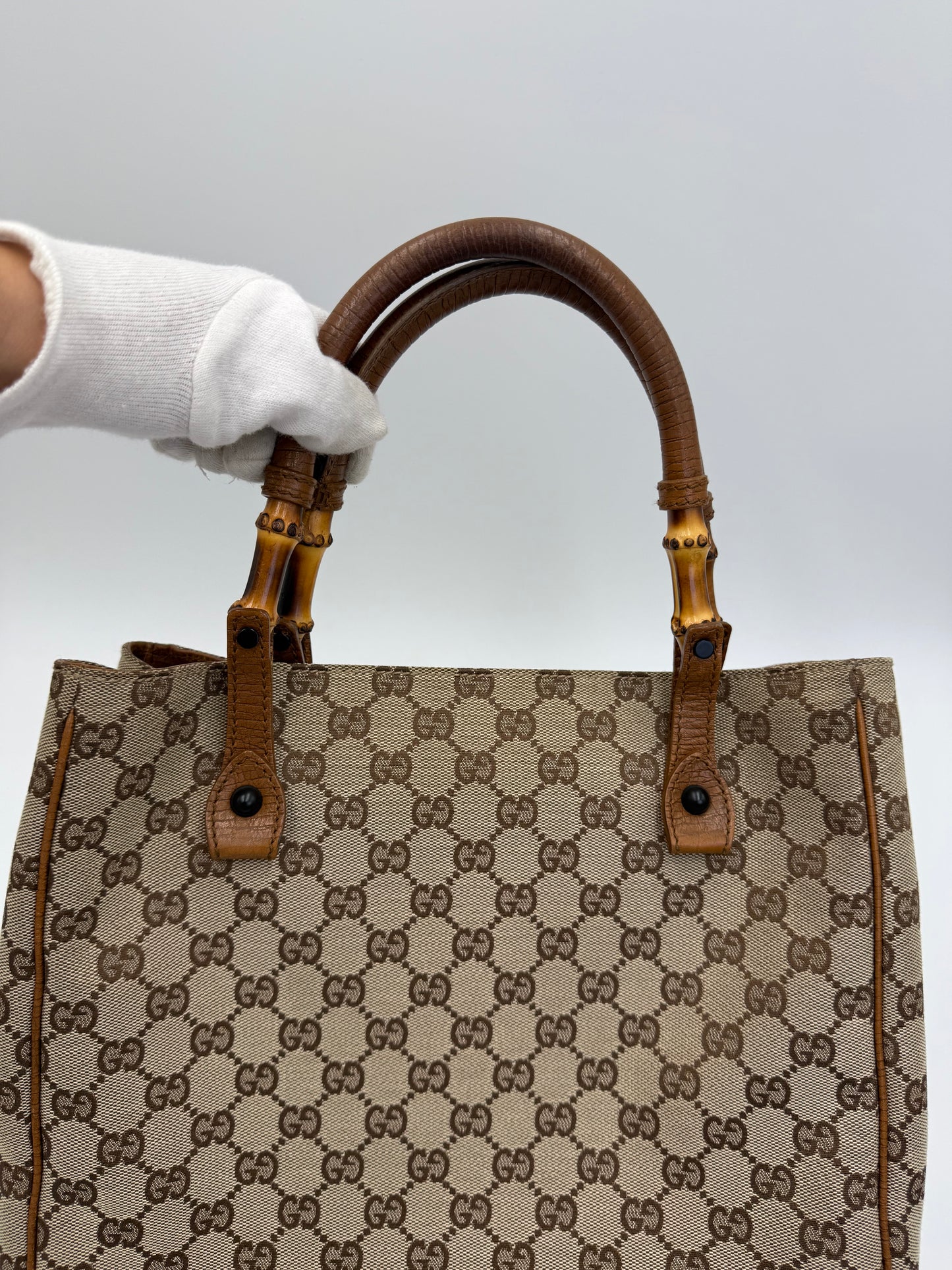 Gucci Borsa Tote Bamboo in Tela GG Canvas e Pelle Beige